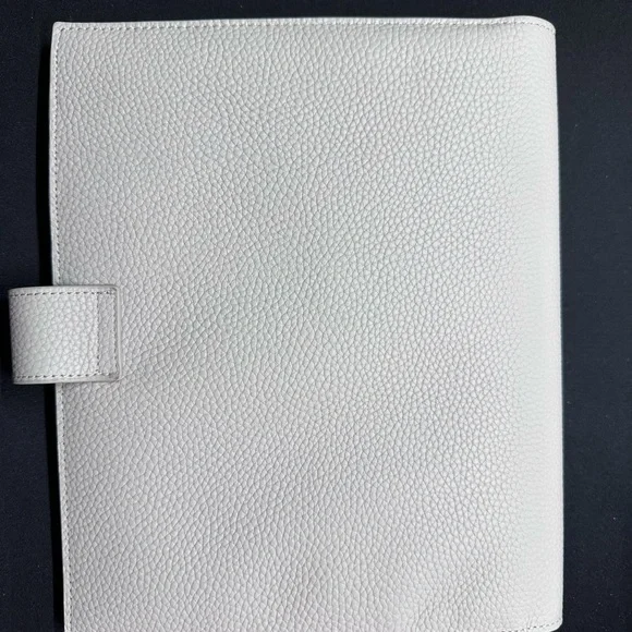 Cloth & Paper A5 Leather Binder - Picture 9 of 13